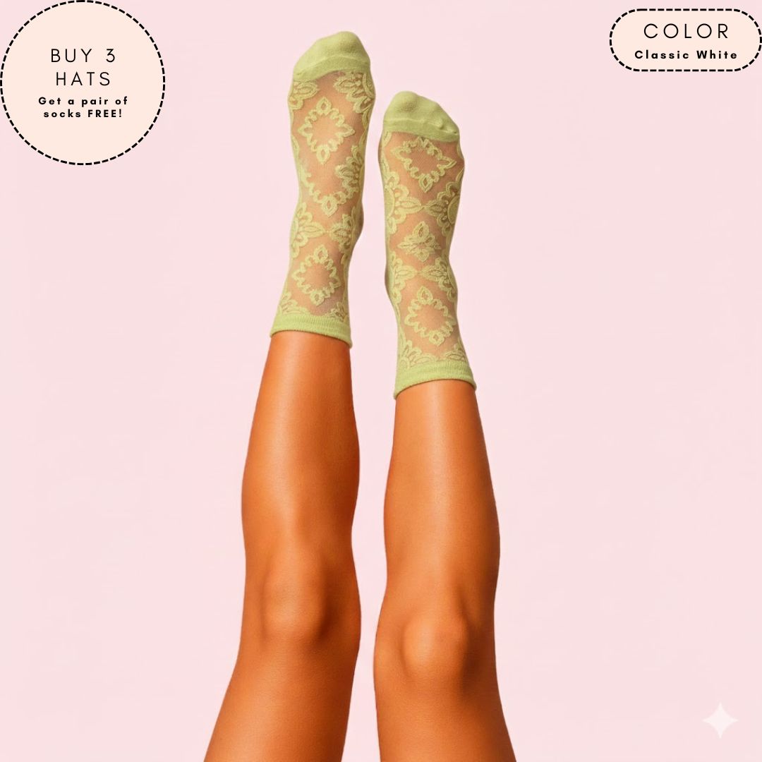 🎁 Classic White Lace Sock (100% off)