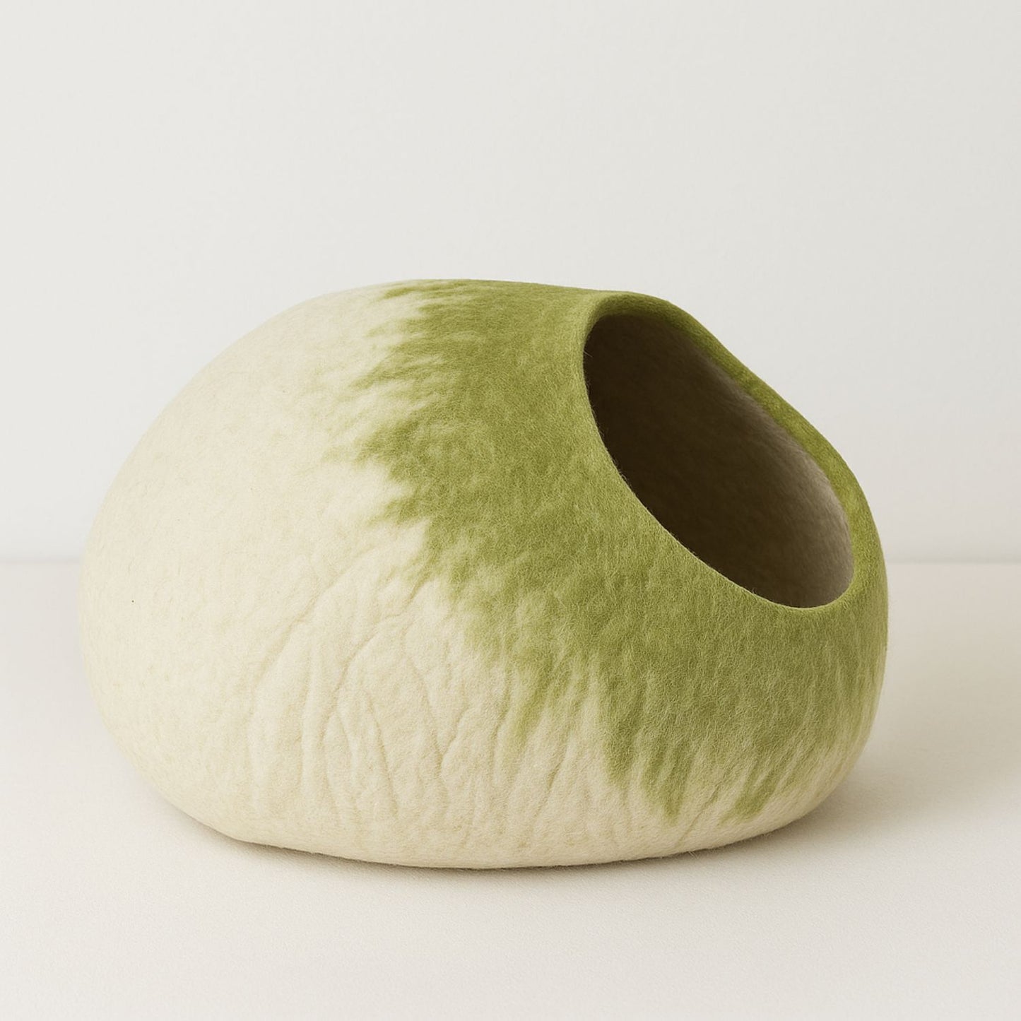 Luxury Felt Cat Cave – Handcrafted Wool Retreat – Sage Cream