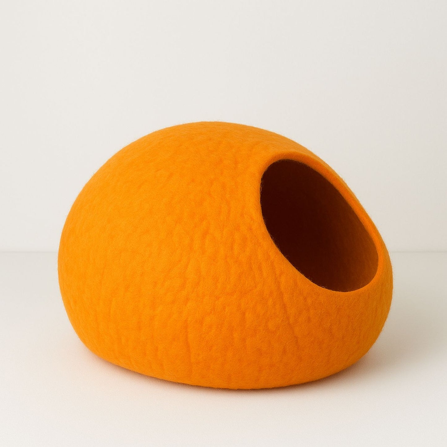 Luxury Felt Cat Cave – Handcrafted Wool Retreat – Sunset Orange