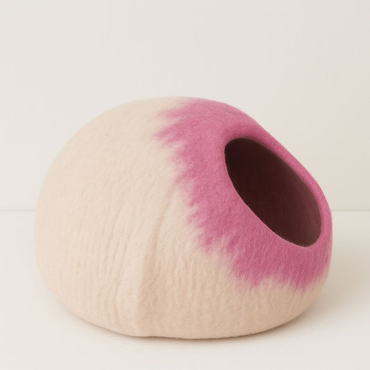 Luxury Felt Cat Cave – Handcrafted Wool Retreat – Rose Beige