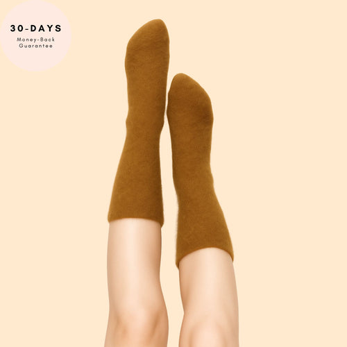Lounge Luxe – Mid-Calf Fuzzy Socks (Toffee Brown)